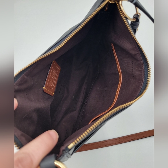 Coach Bags Coach Chaise Signature Crossbody In Navy Euc Poshmark